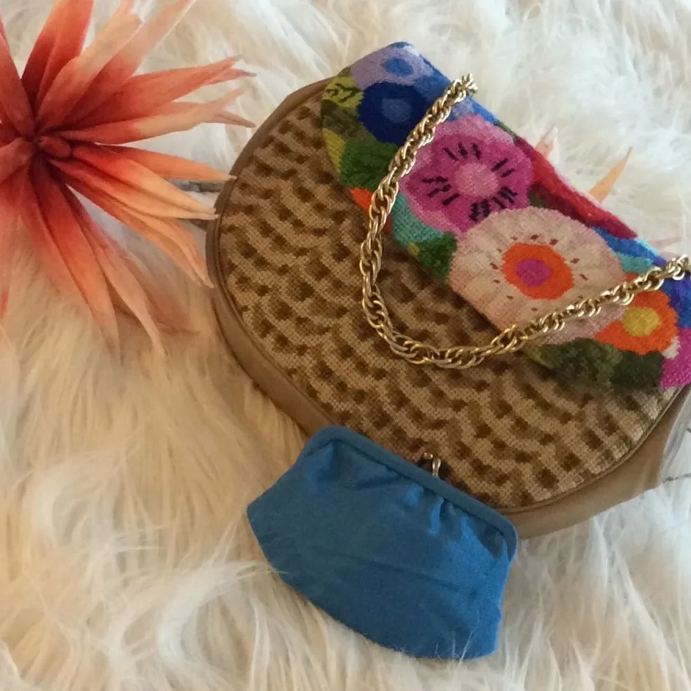 UNIQUE 💞GORGEOUS purse 💞 - Picture 4 of 16